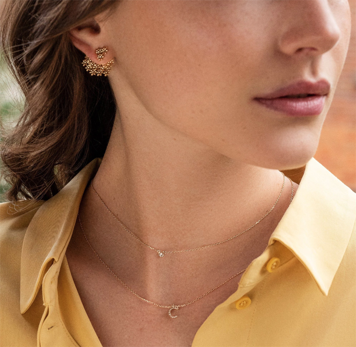 delicate gold neckalces